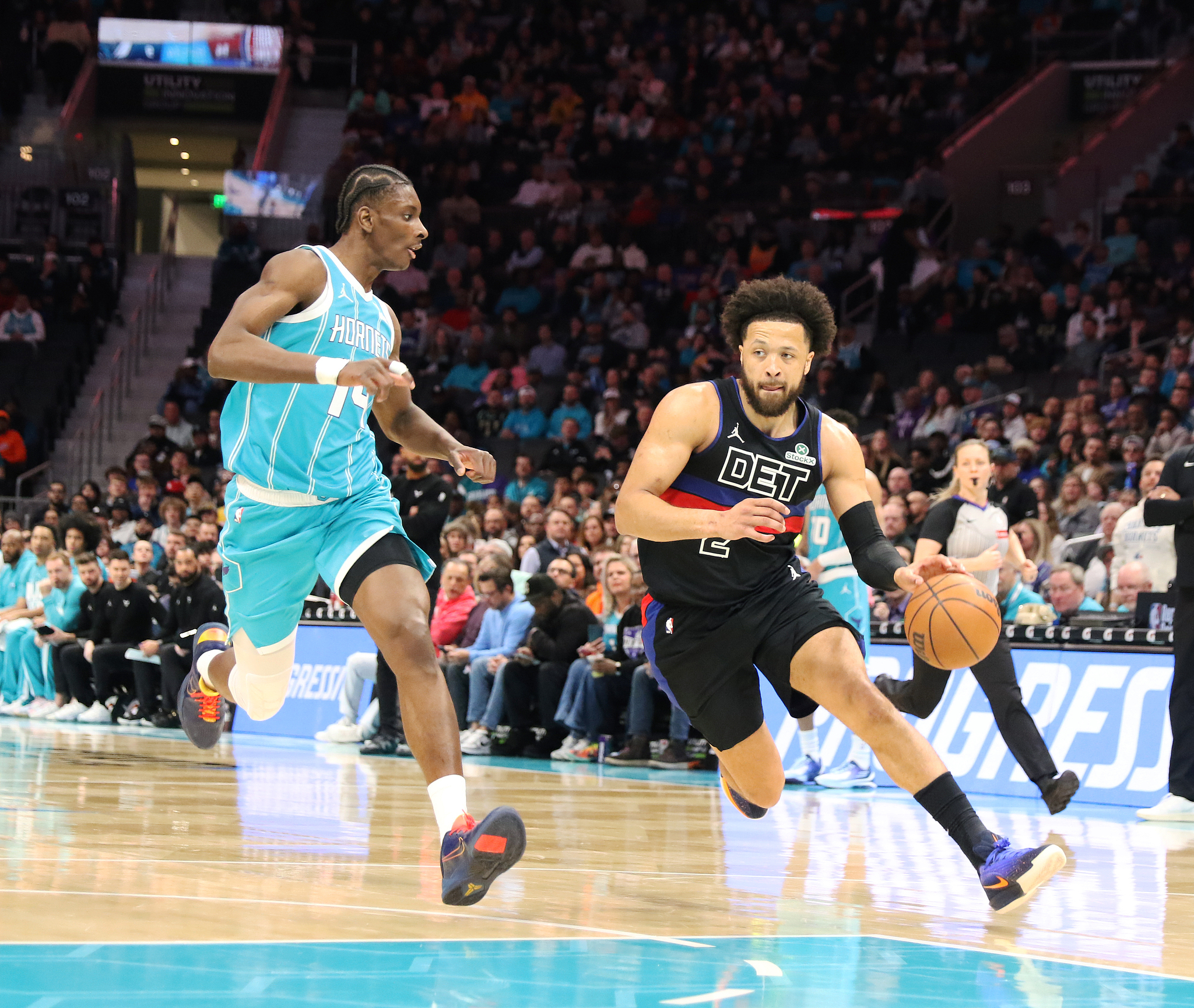 OD体育入口OD体育官网-坎宁安33+9+7米勒24分 活塞客场力克黄蜂